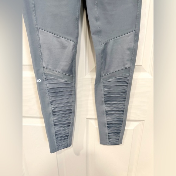 ALO Yoga High Waist Moto Contouring Muted Blue Mesh Gym Medium Leggings - Picture 5 of 11